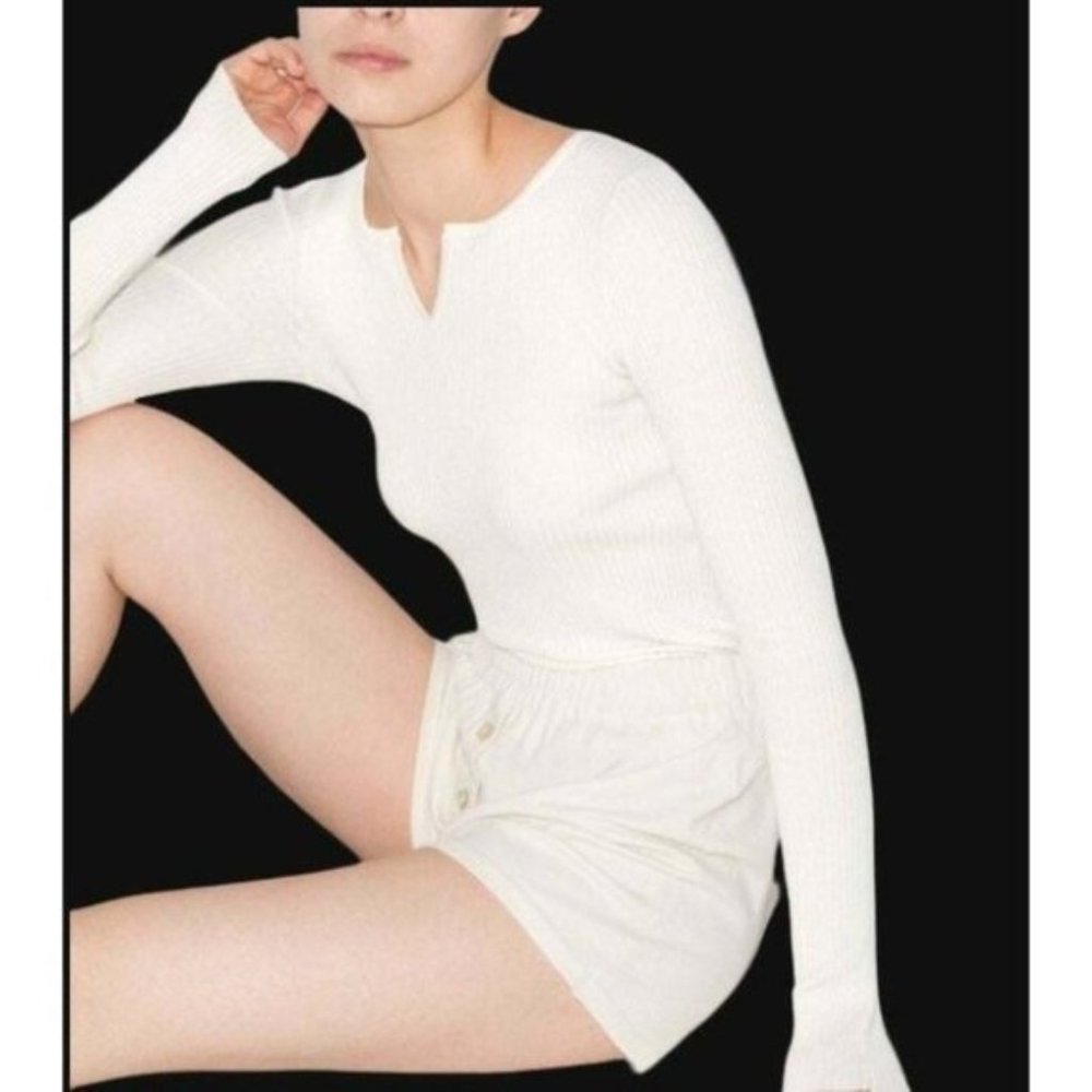 bp Sweater Top XS Ladies NWT Split V Neck Ribbed Lightweight Ivory Off White NWT - Picture 2 of 4